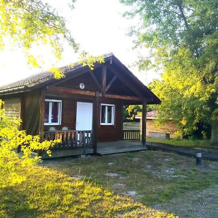 Camping Familial Les Chalets D'Uza Buitenkant foto
